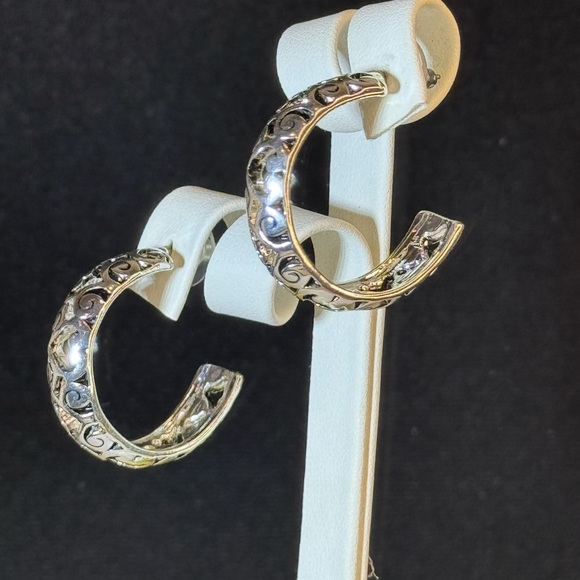 MIXIT Silver Tone Filigree Open Hoop Post Earrings 1 inch - Picture 5 of 11